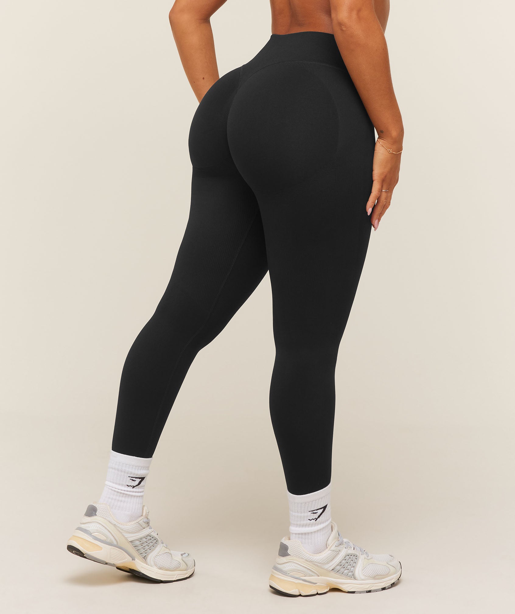 Gymshark Lift Seamless 2.0 Mid-Rise Leggings - Black