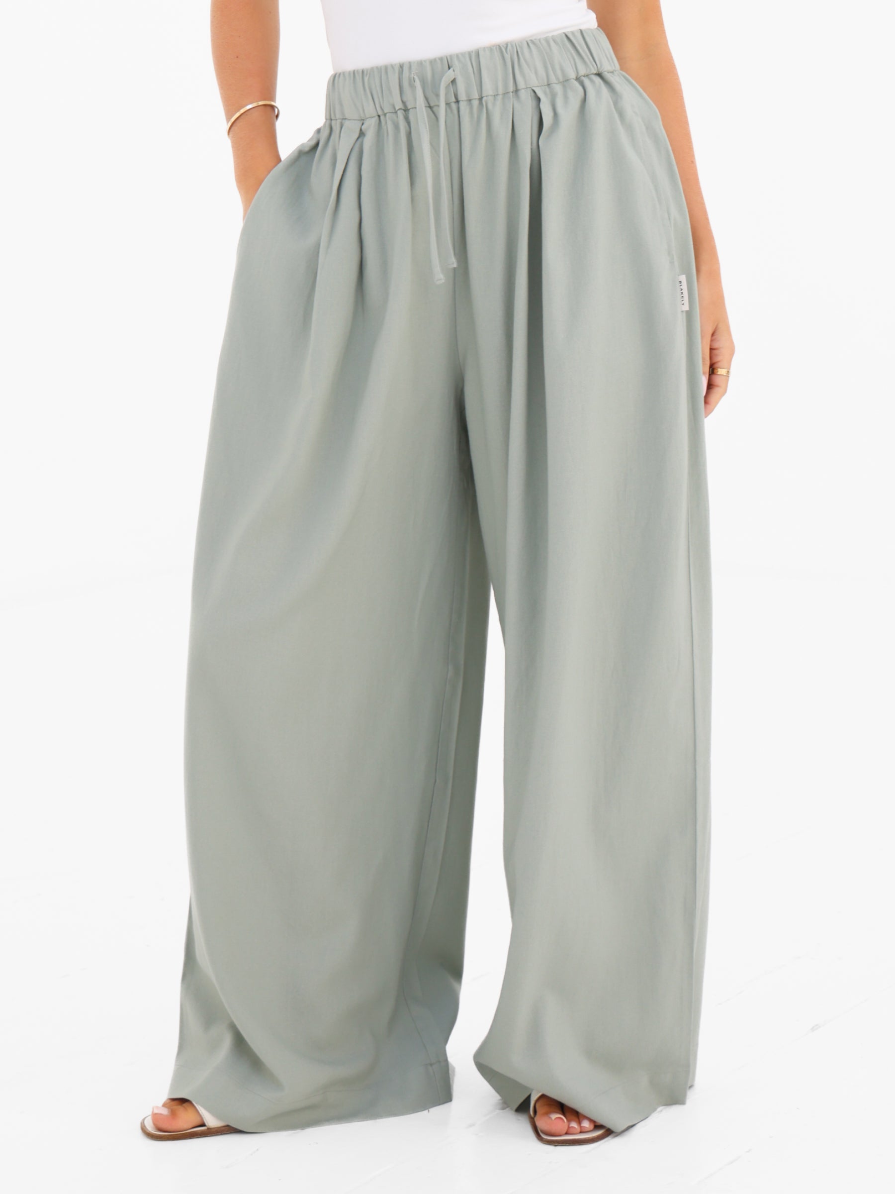 Alessia Linen Trousers - Soft Sage