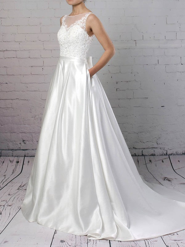 Fashionable Crew Sleeveless Satin Ball Gown Wedding Dresses with Pockets
