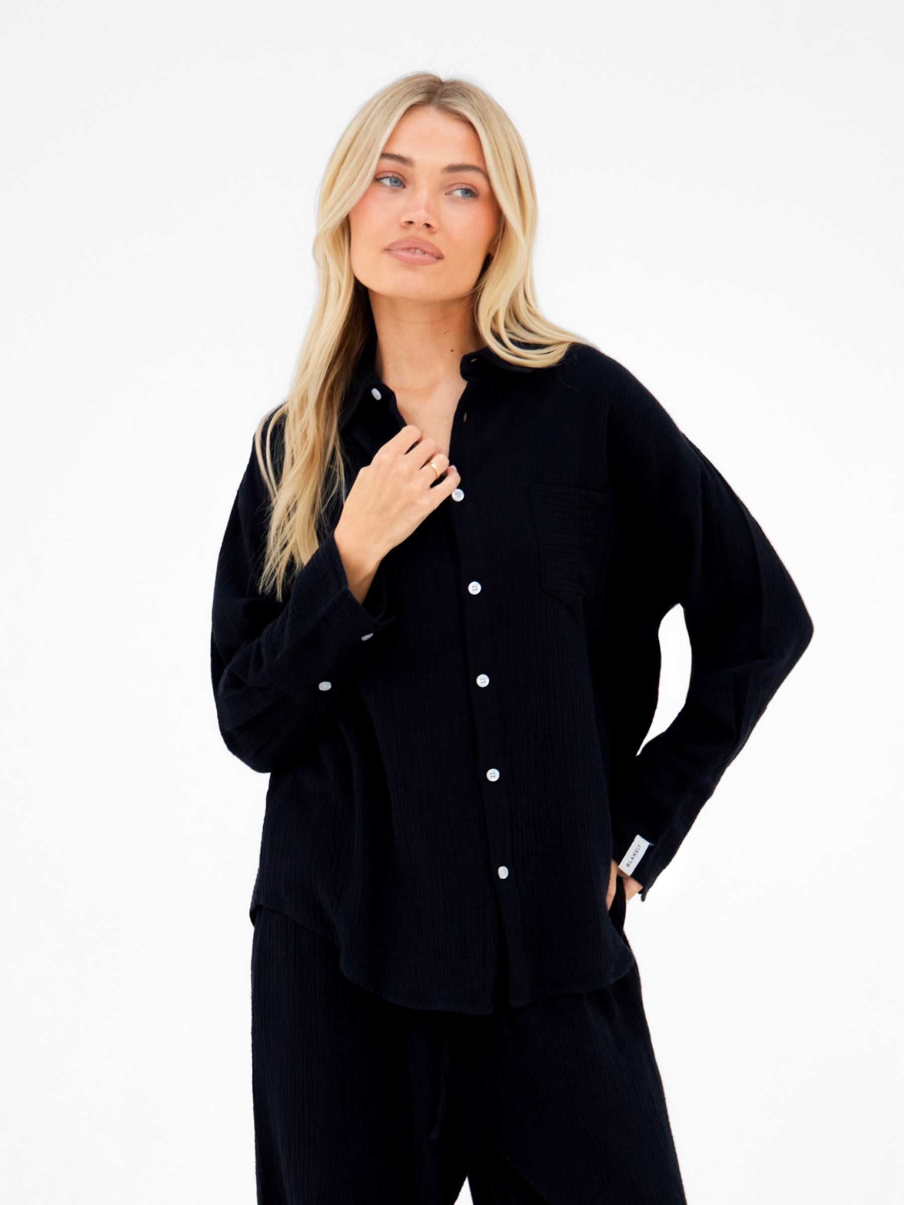 Mila Oversized Shirt - Black
