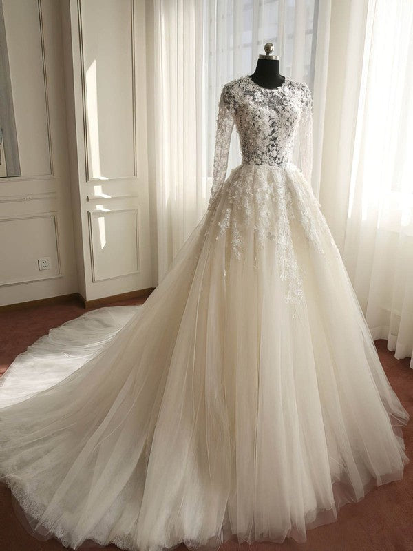 Exquisite Long Sleeves Jewel Tulle Court Train Wedding Dresses