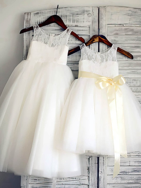 Beautiful Scoop Neck Sleeveless Lace Tulle Ball Gown Flower Girl Dresses with Sash