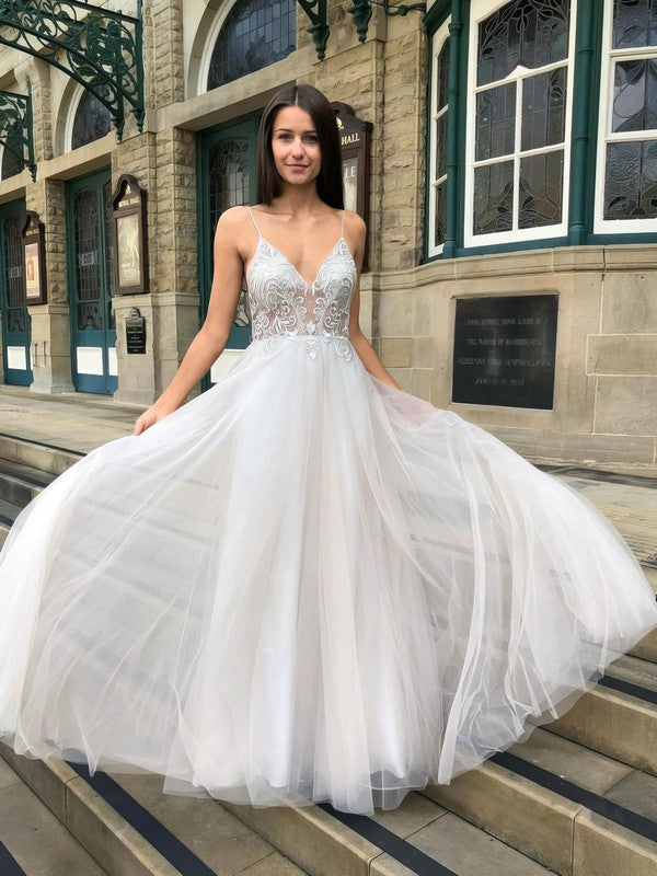 Stunning V-Neck Tulle Spaghetti Straps Ball Gown Wedding Dresses