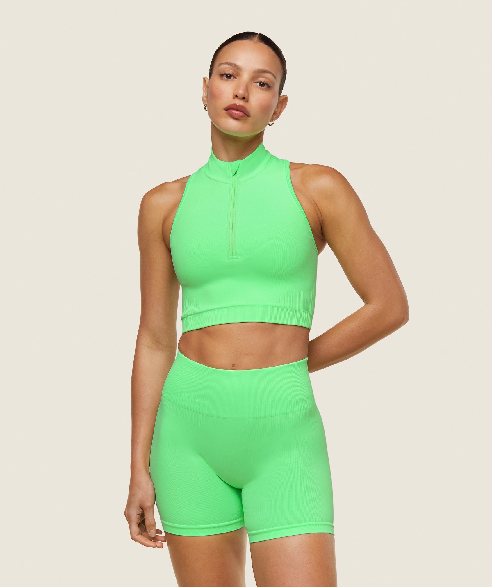 Gymshark Everywhere Seamless Sleeveless Turtleneck - Radiant Green