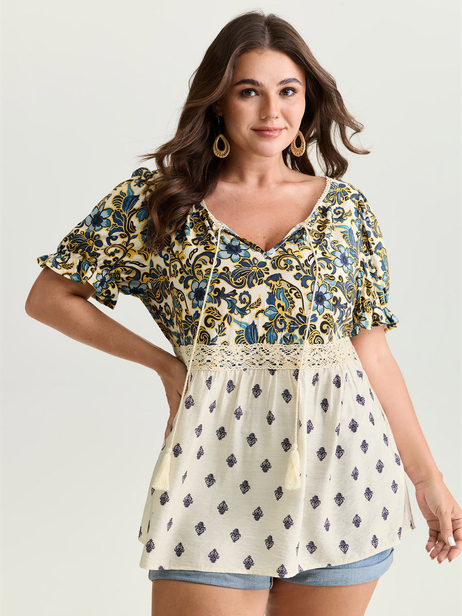 Floral Print Lace Neckline Flowy Blouse
