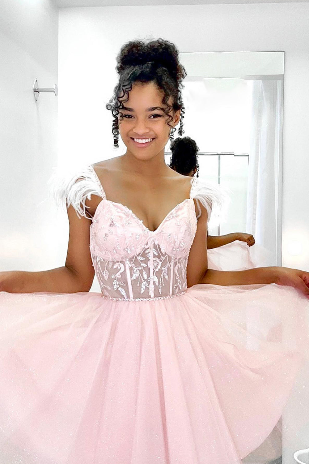Glitter Pink A-Line Corset Tulle Short Homecoming Dress/Mini Dress with Feathers