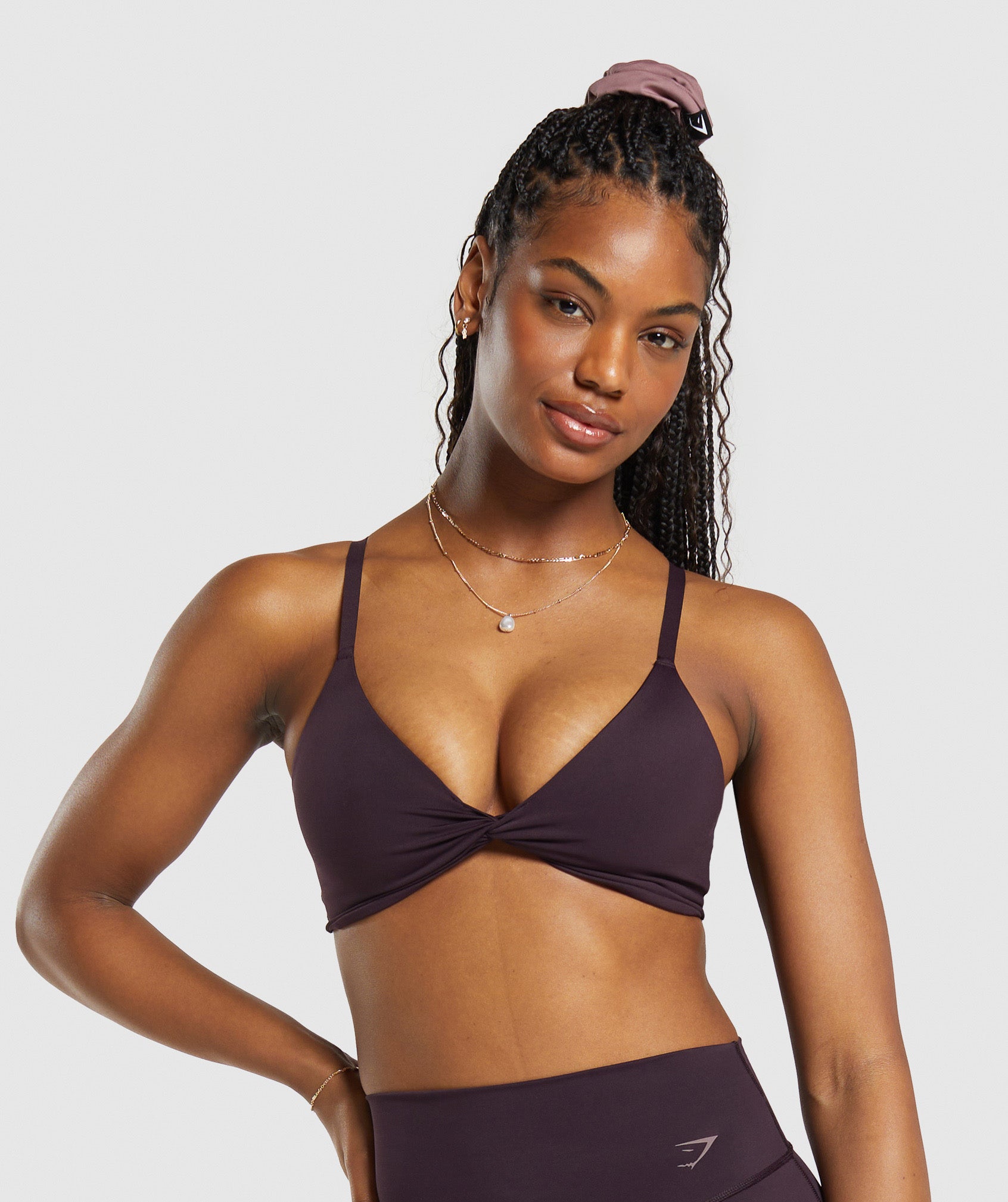 Gymshark ELEVATE TWIST FRONT BRALETTE - Plum Brown