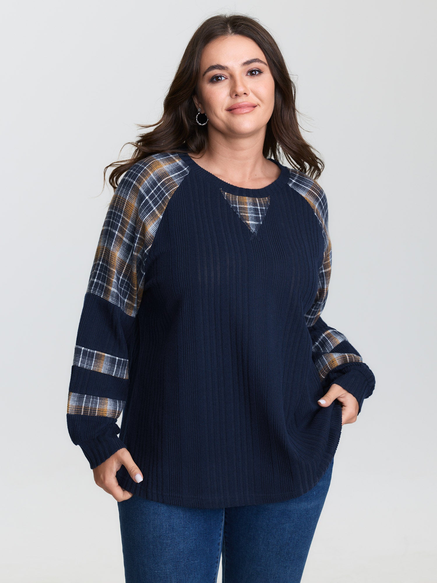 Plaid Pattern Textured Raglan Sleeve Sweatshirt