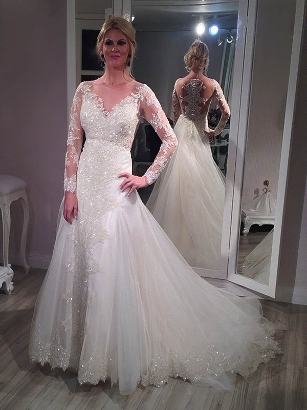 Stunning Mermaid Long Sleeves V-Neck Tulle Court Train Wedding Dresses with Beads