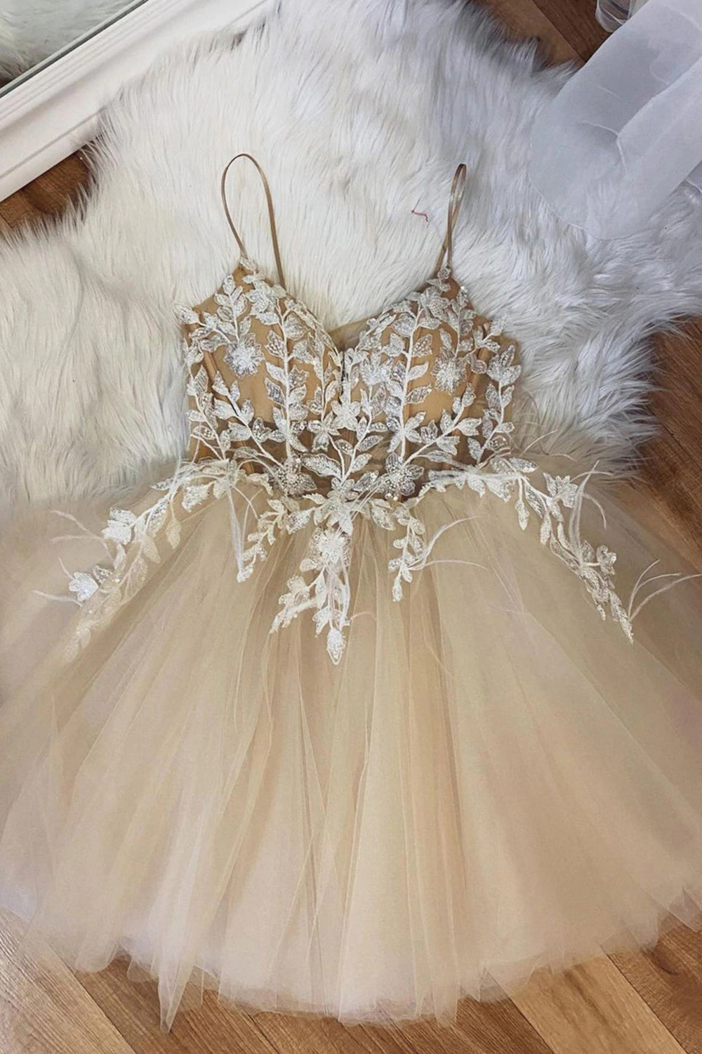 Beige Spaghetti Straps Homecoming Dress/Mini Dress With Appliques
