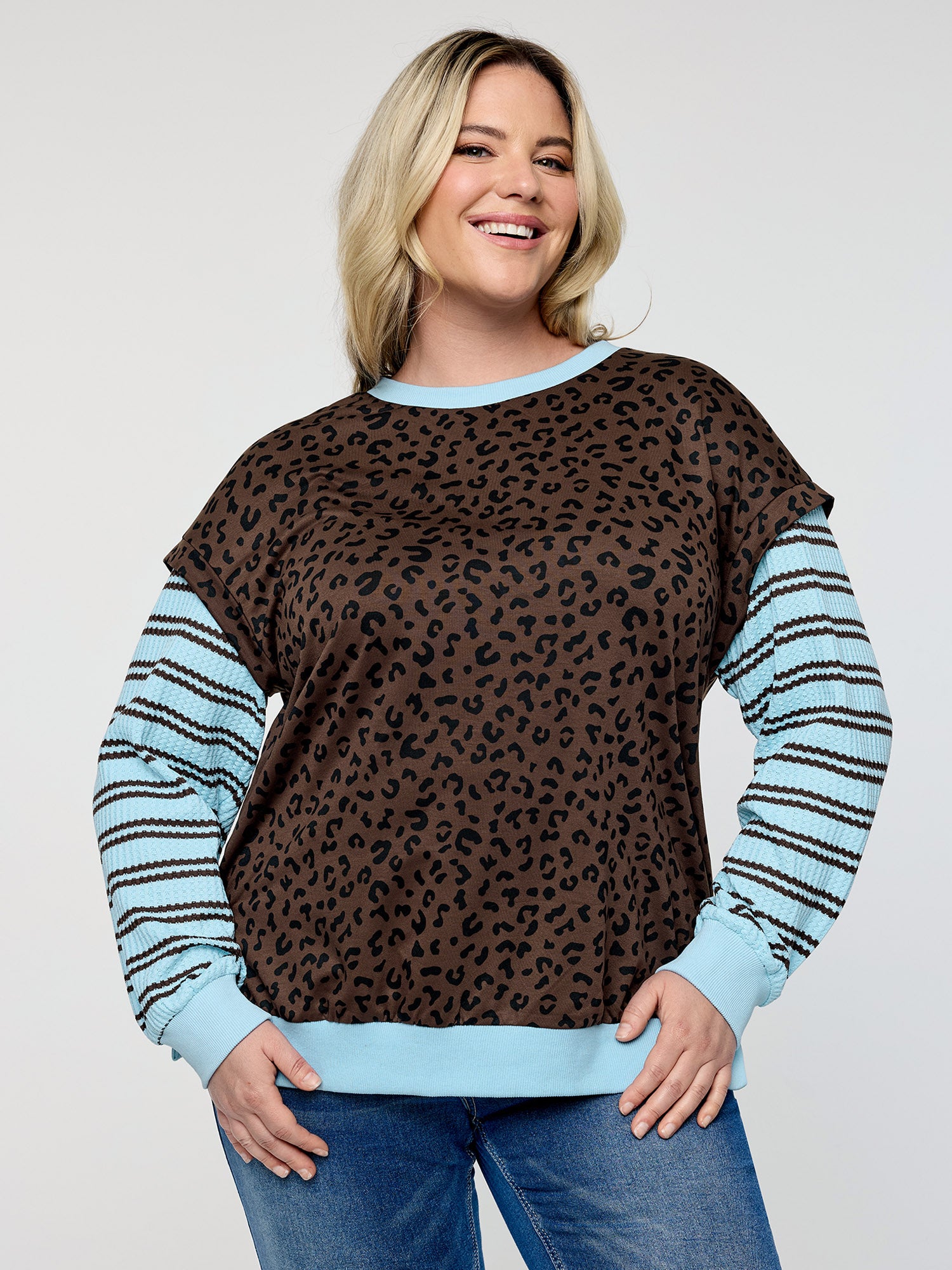 Leopard Stripe Print Textured Sweatshirt