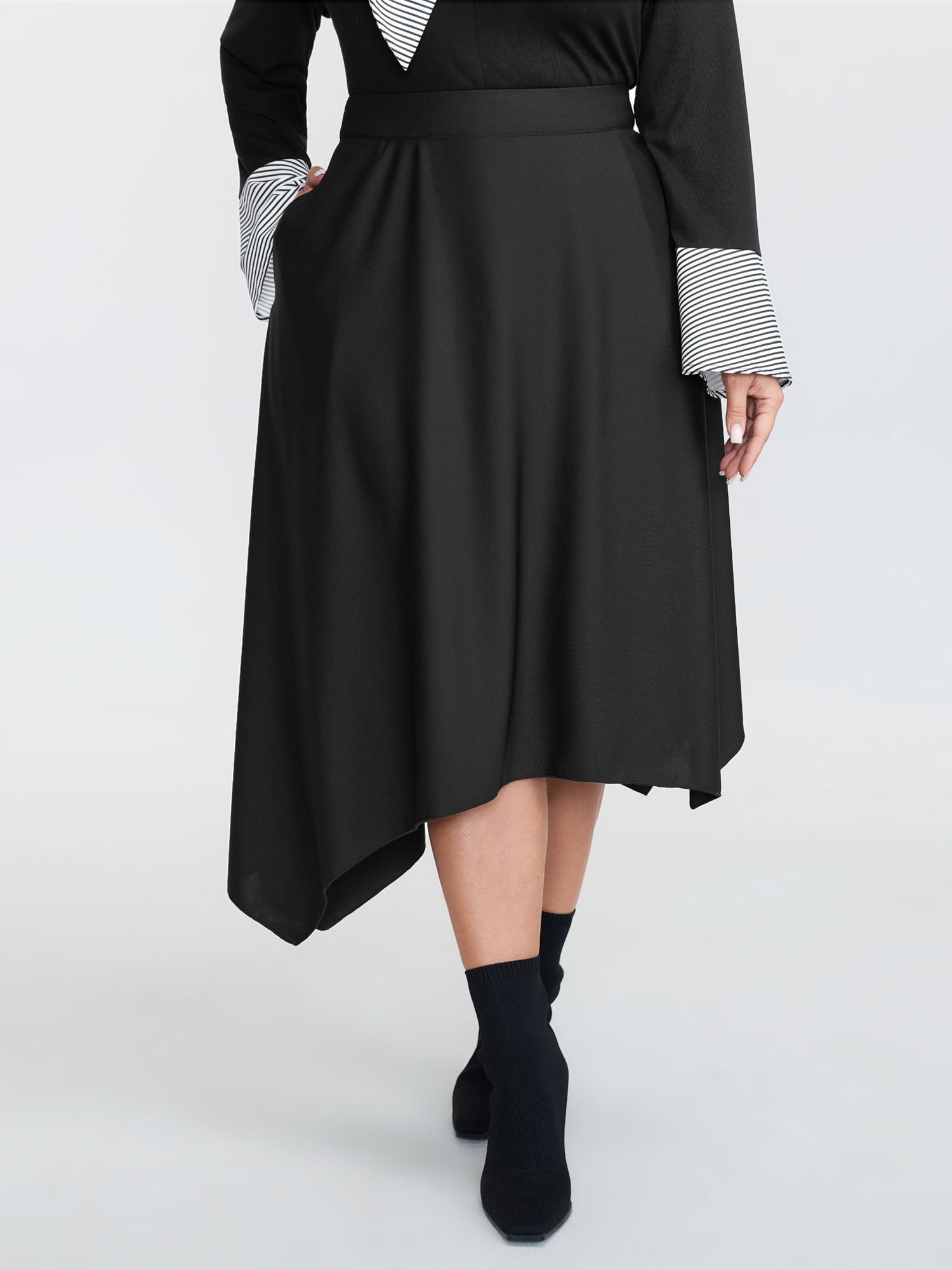 Stretchy Asymmetrical Hem Pocketed Midi Skirt