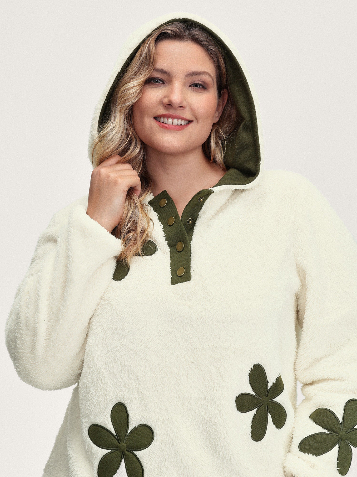 Applique Embroidery Color Contrast Hoodie