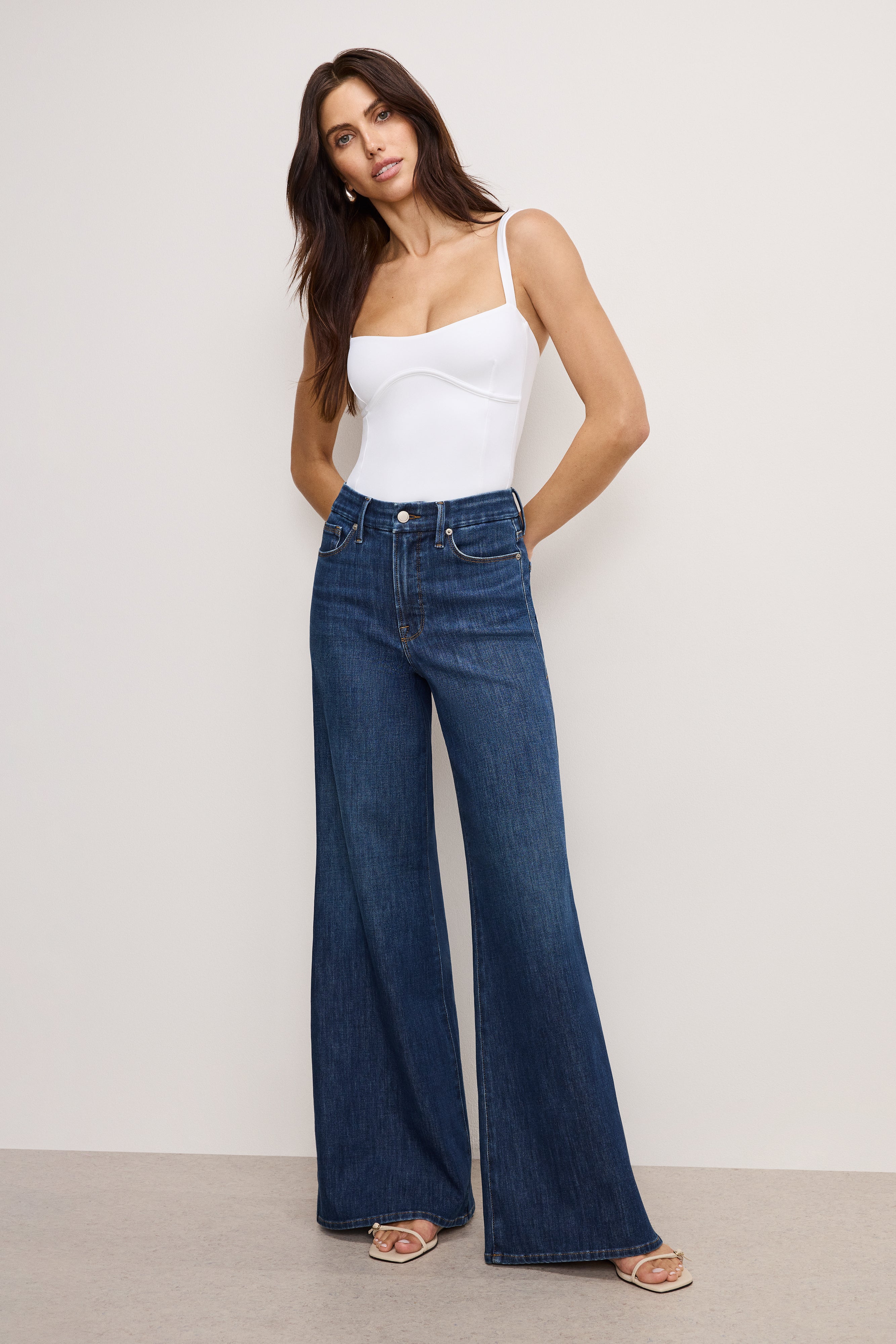 SOFT TECH GOOD WAIST PALAZZO JEANS | INDIGO977