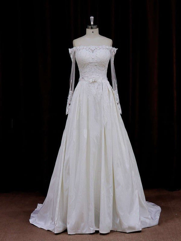 Elegant Long Sleeves Ball Gown Off-The-Shoulder Taffeta Lace Wedding Dresses