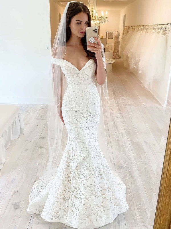 Elegant Trumpet V-Neck Off-The-Shoulder Lace Wedding Dresses