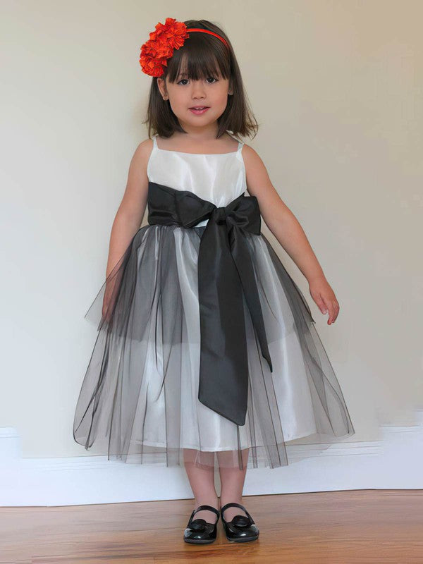 Stylish A-Line Square Neck Tulle Tea-length Flower Girl Dresses with Sash