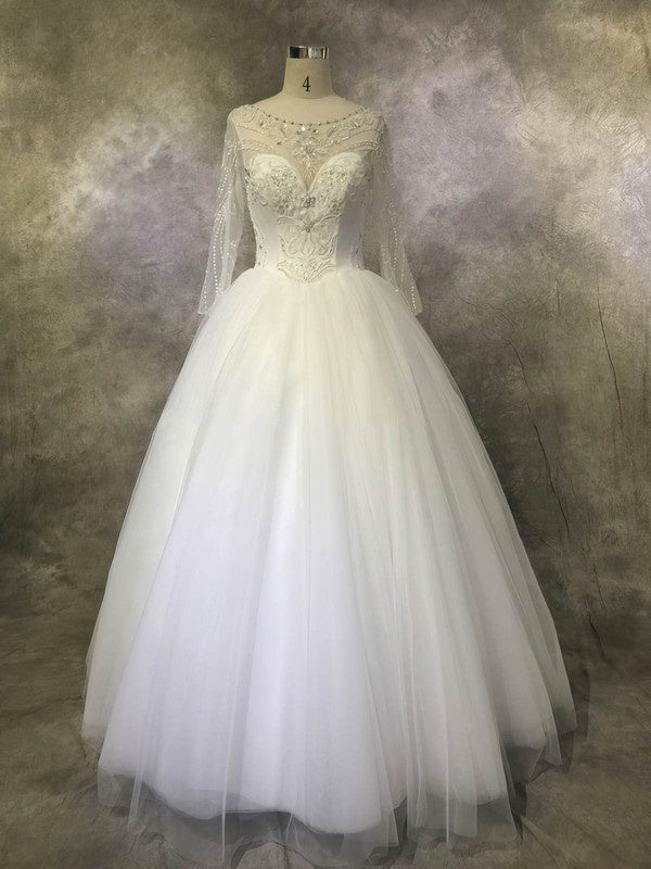 Luxurious Crew Neck Long Sleeves Tulle Floor-Length Ball Gown Wedding Dresses