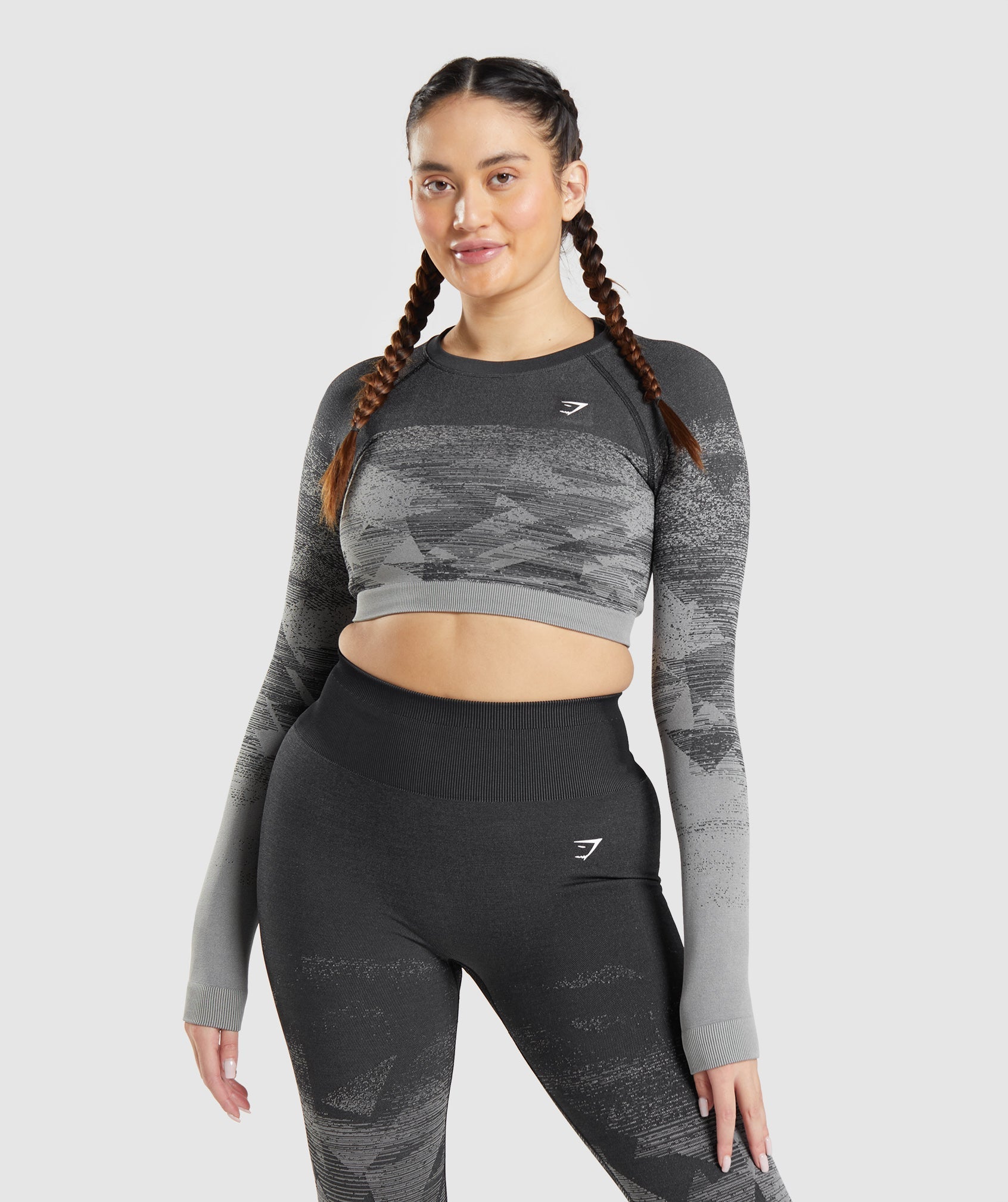 Gymshark Adapt Ombre Crop Top - Black