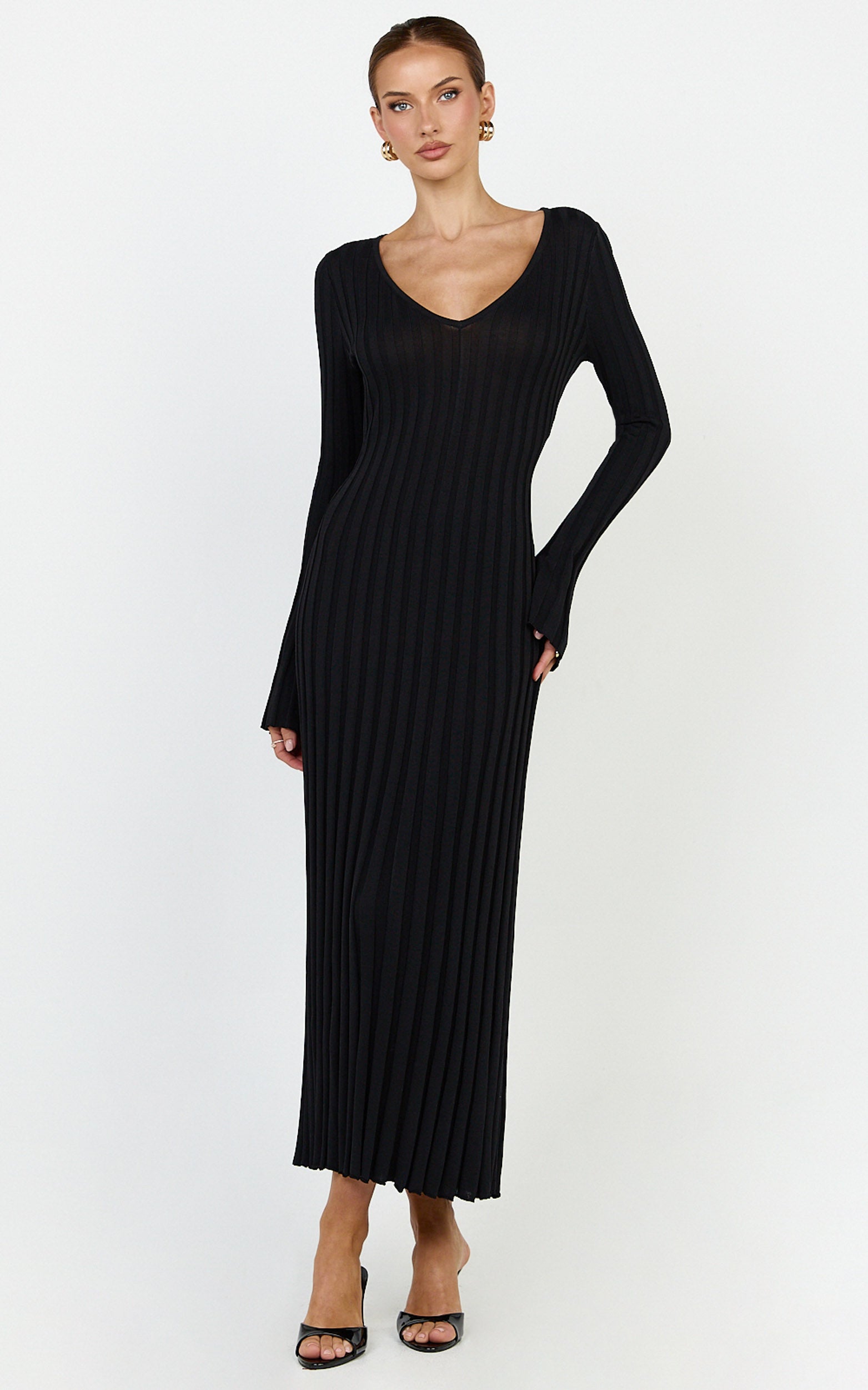 Astra Maxi Dress - V Neck Long Sleeve Knit Dress in Black