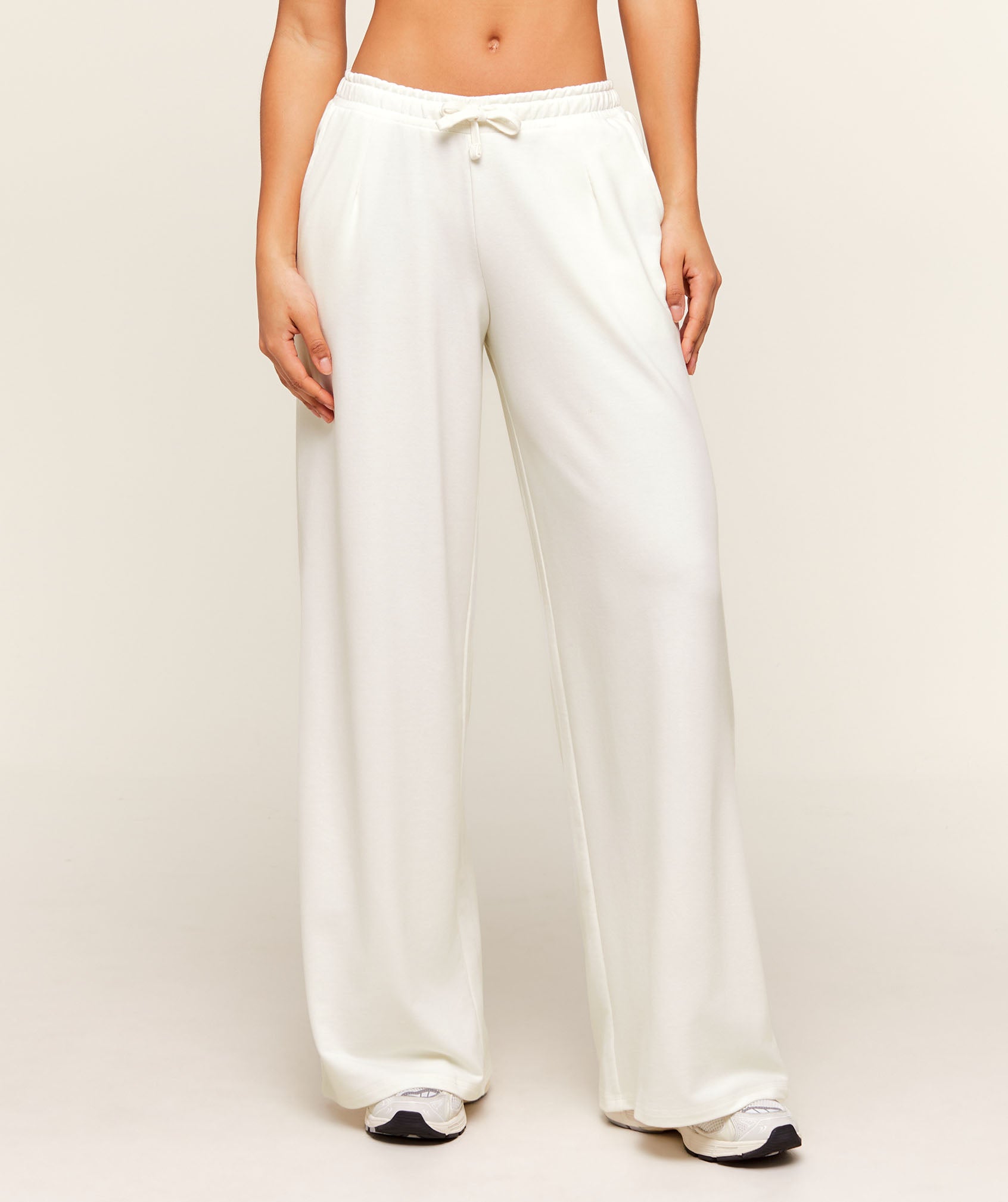 Gymshark Lightweight Wide Leg Pant Tall - Soft White