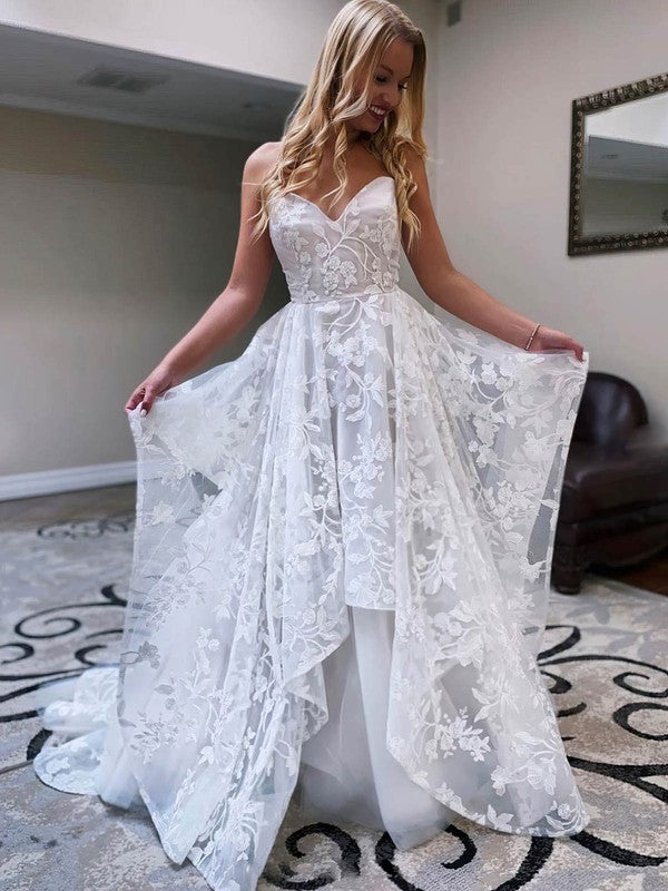 Fabulous V-Neck Strapless A-Line Lace Tulle Wedding Dresses