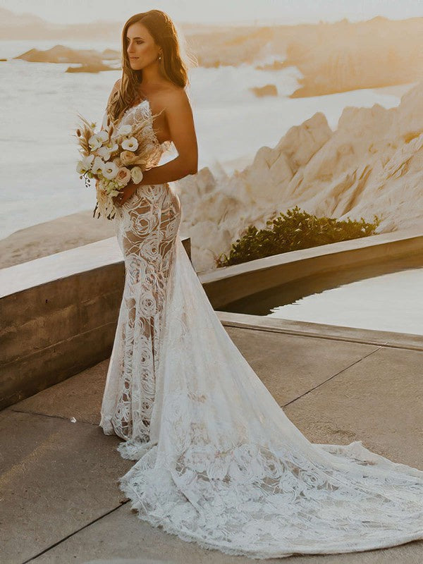 Fabulous Backless Spaghetti Straps V-Neck Lace Chapel Train Mermaid Wedding Dresses