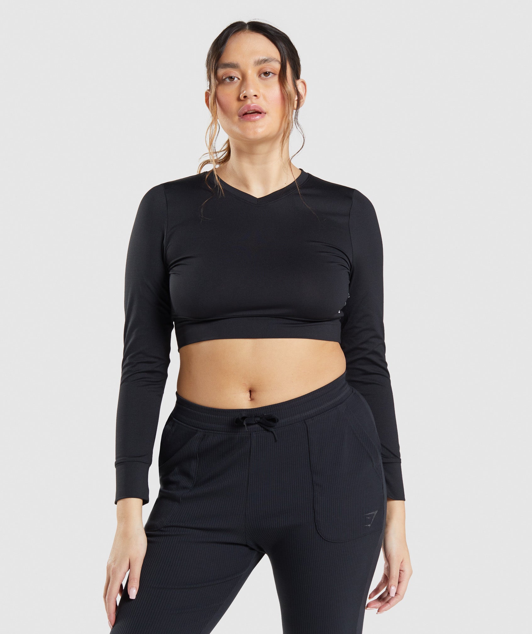 Gymshark Pause Open Back Long Sleeve Crop Top - Black