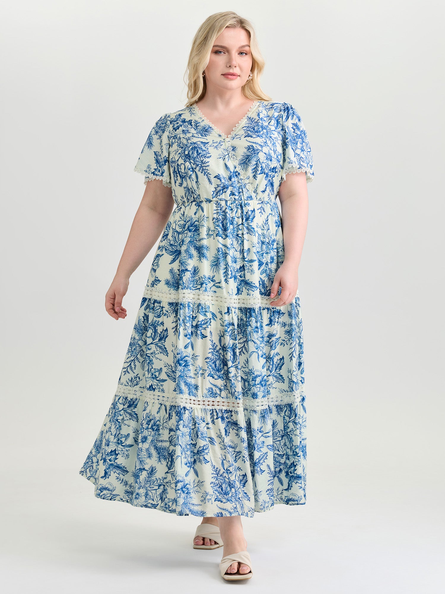 Femme Floral Print Lace Trim Maxi Dress