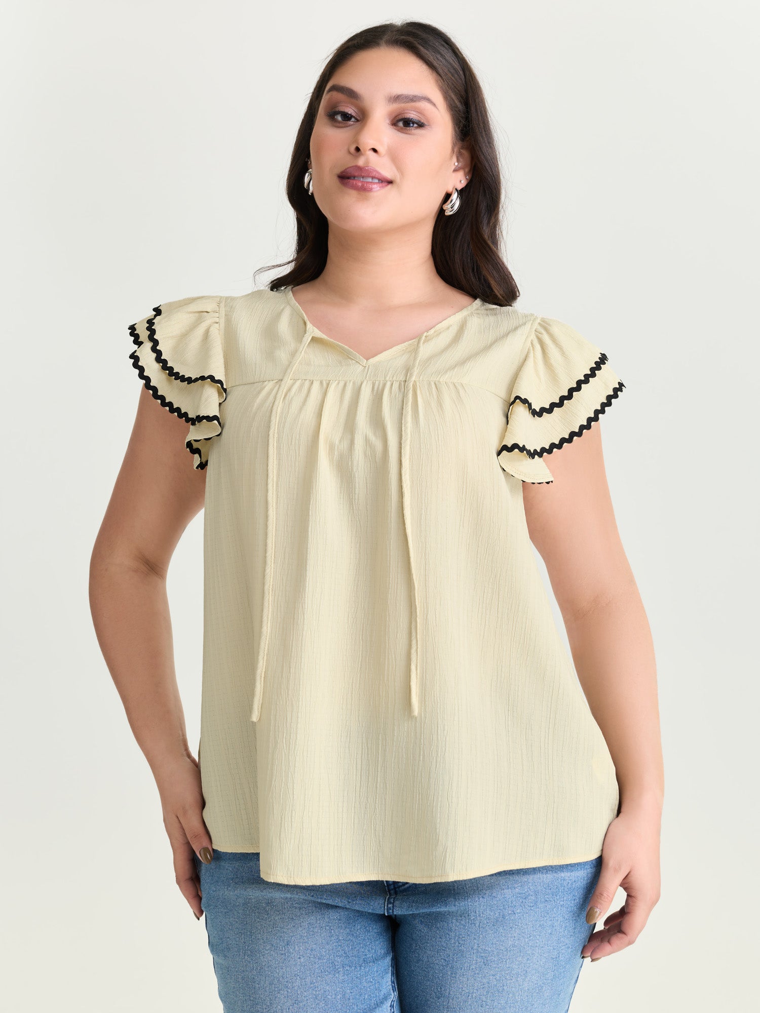 Textured Color Contrast Layered Sleeve Blouse