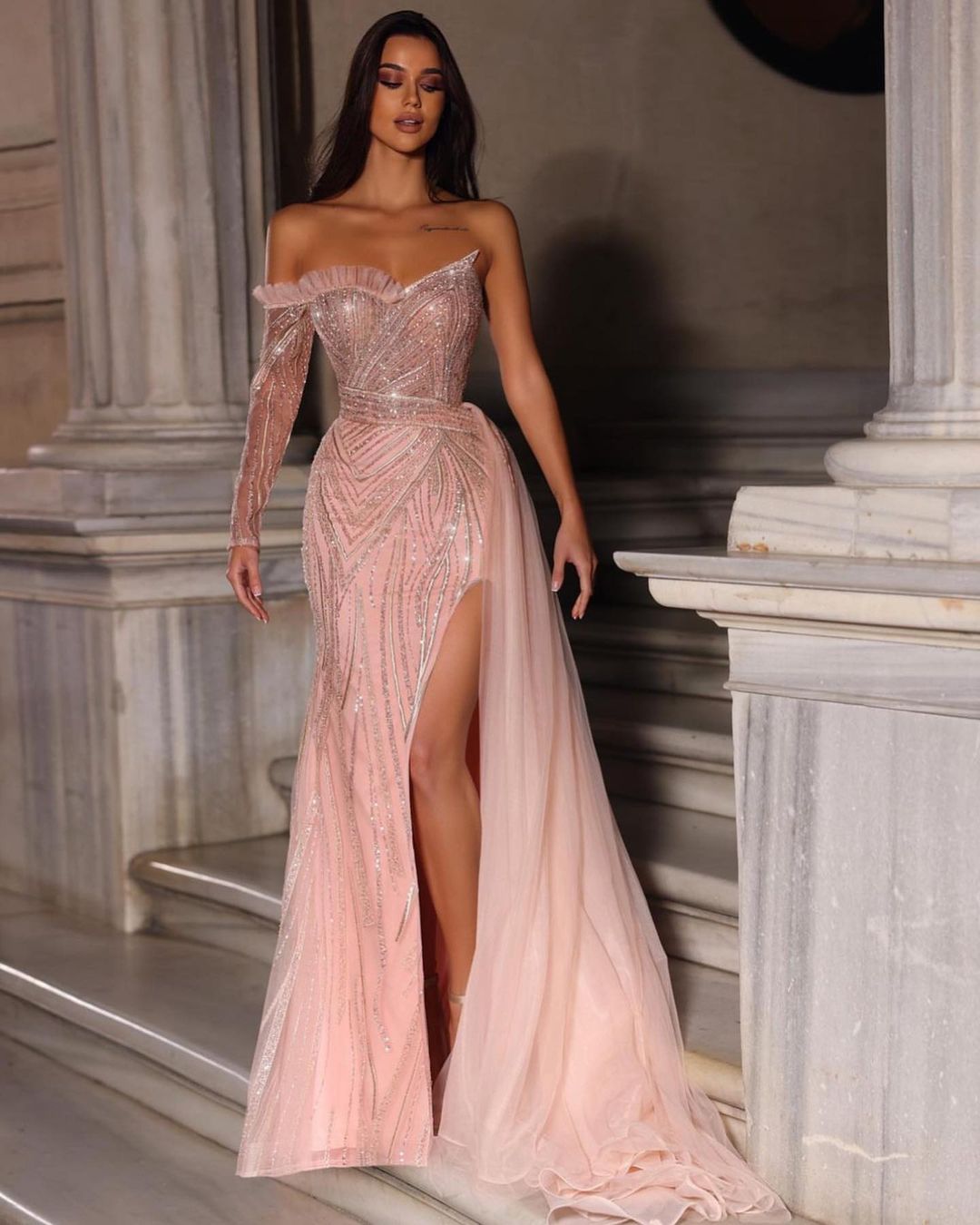 Pink Strapless One Sleeve Split Sequins Evening Dress With Mesh Tailing