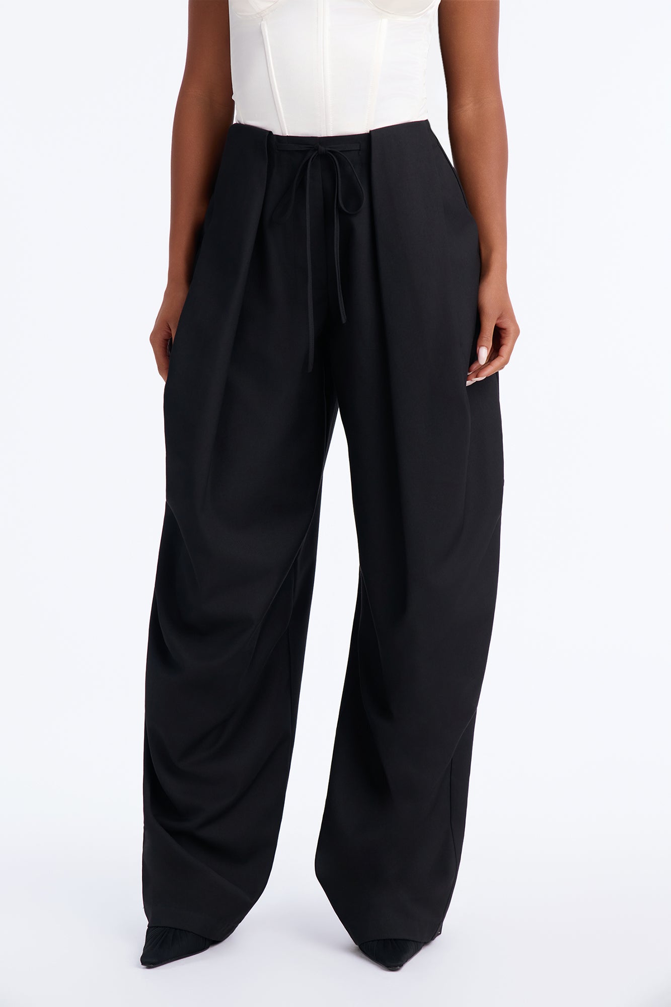 Chloe Wide Leg Stacked Pleated Trouser - Black