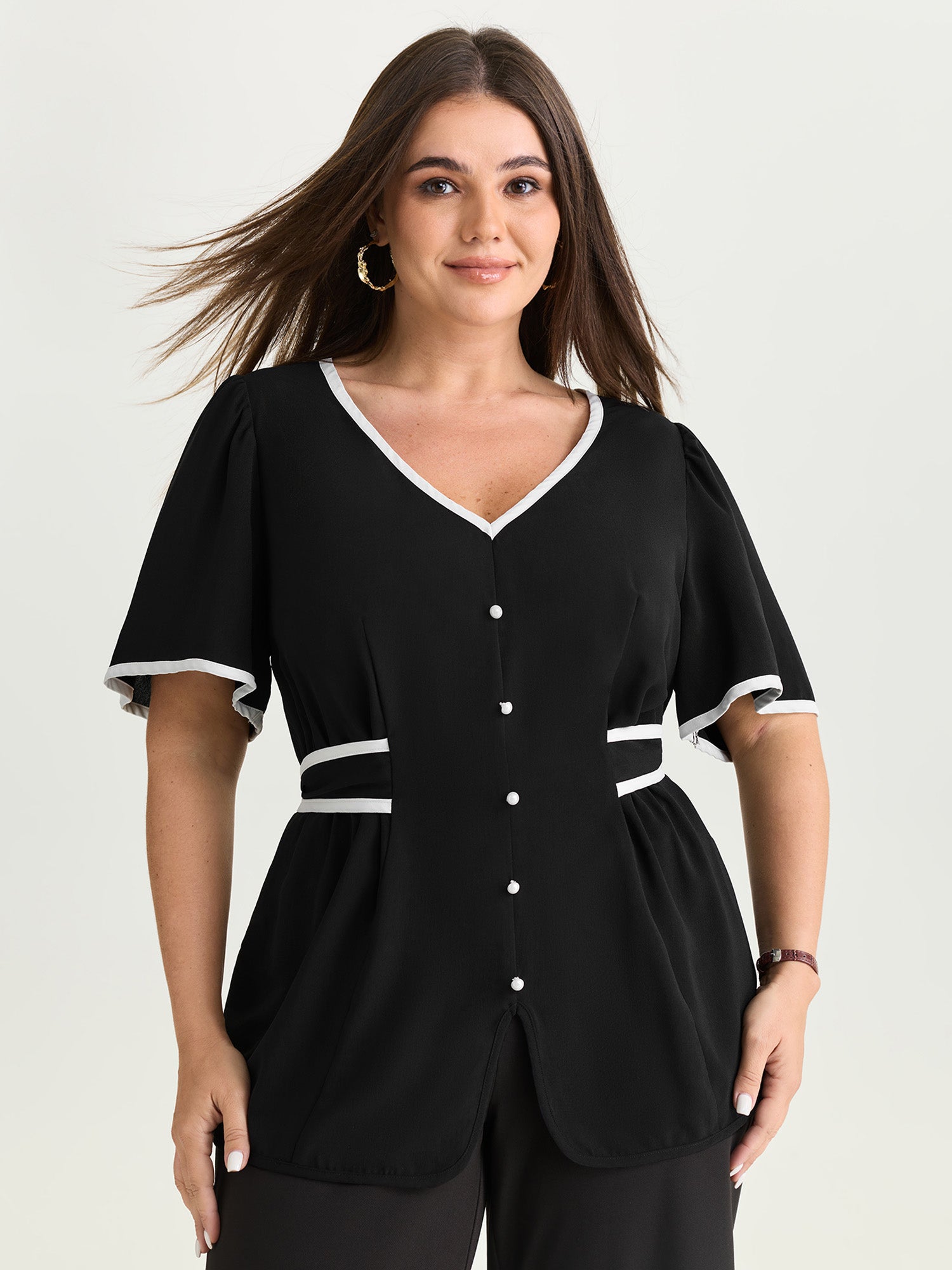 Color Contrast Edge Button Detail Blouse