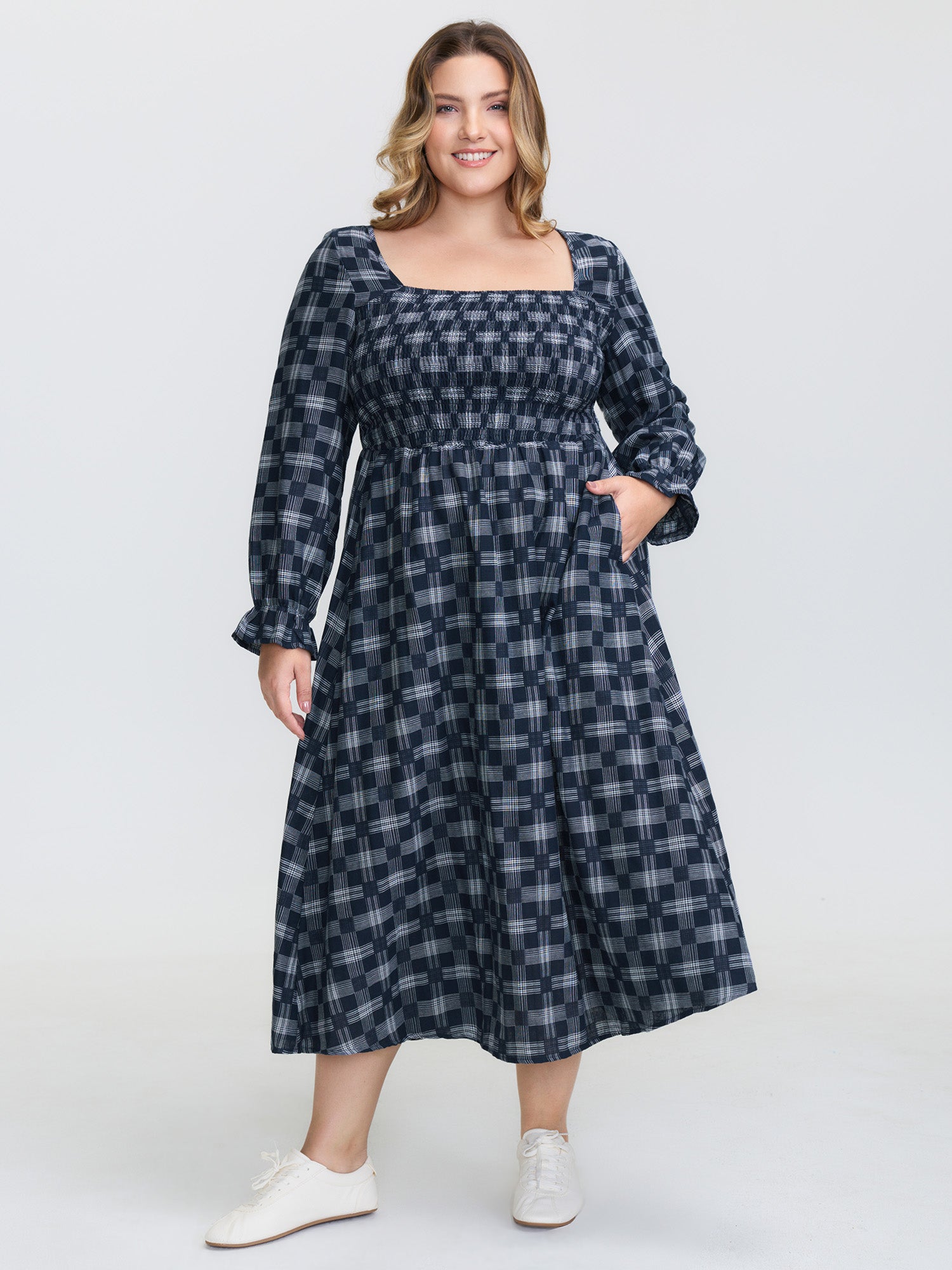Geometric Print Shirred Square Neck Midi Dress
