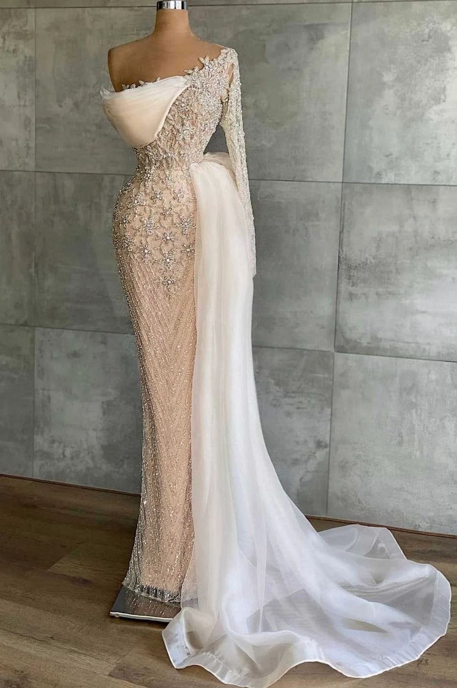 Chic White Mermaid Appliques Formal Dress Beaded With Long Sleeve Ruffles