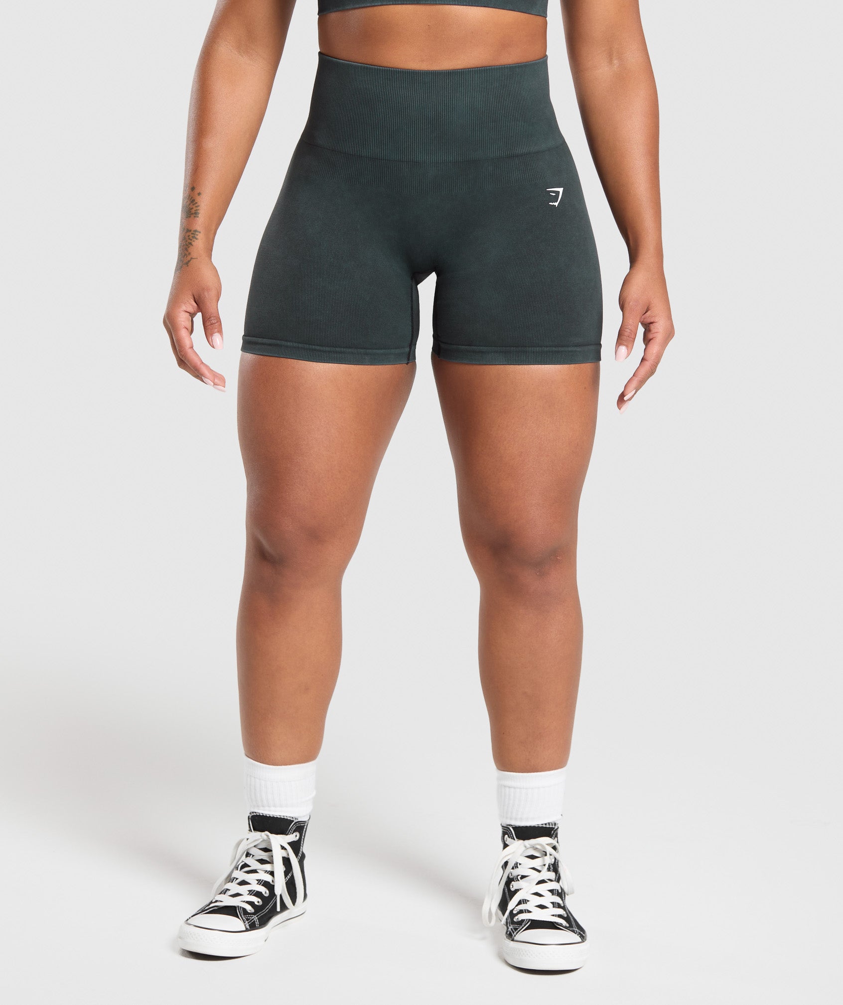 Gymshark Gains Seamless Washed Short - Black