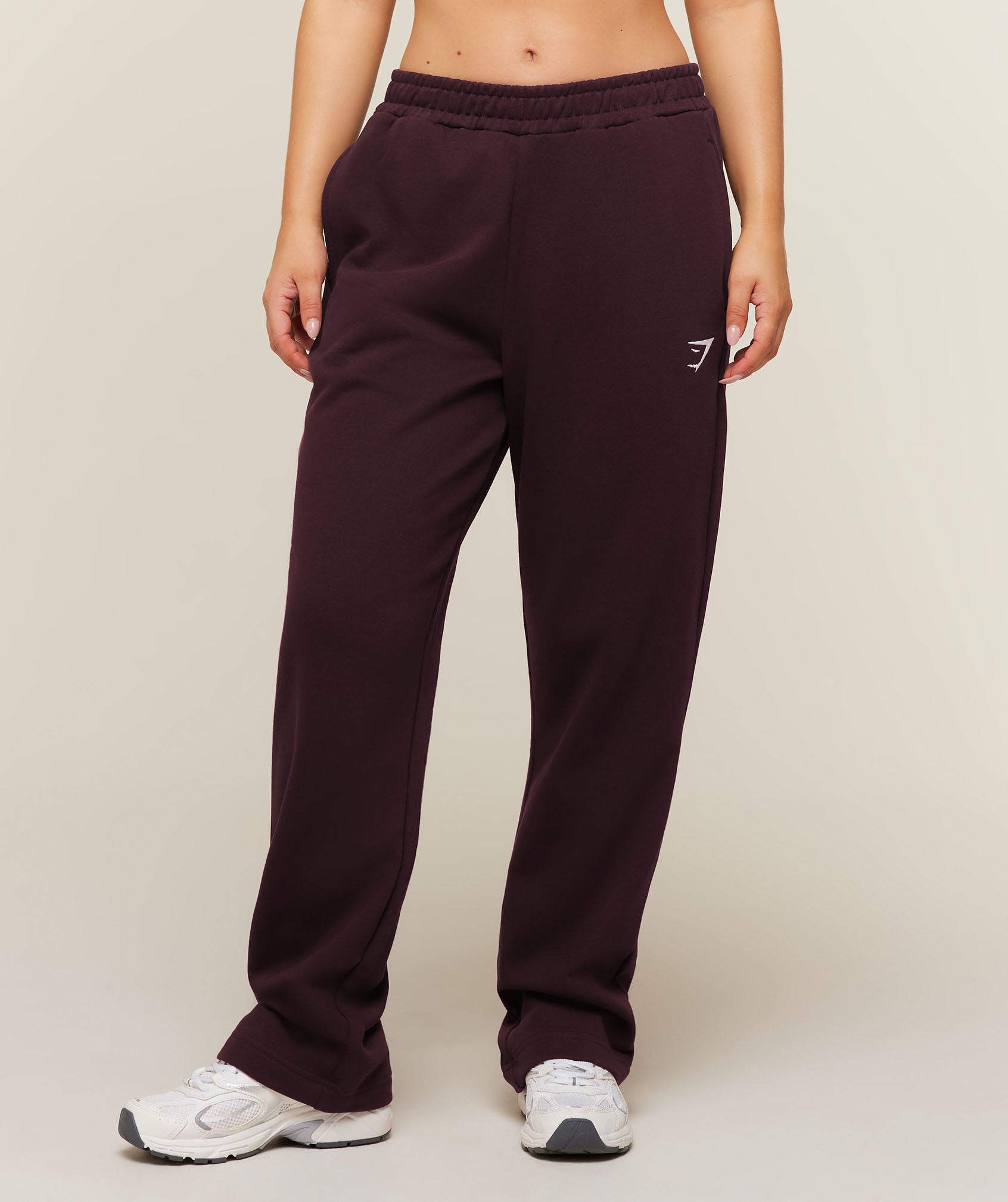 Gymshark Training Fleece Straight Leg Short Pants - Cherry Purple