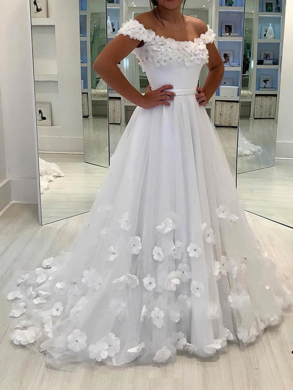 Elegant Ball Gown Off-The-Shoulder Tulle Sweep Train Wedding Dresses with Flowers