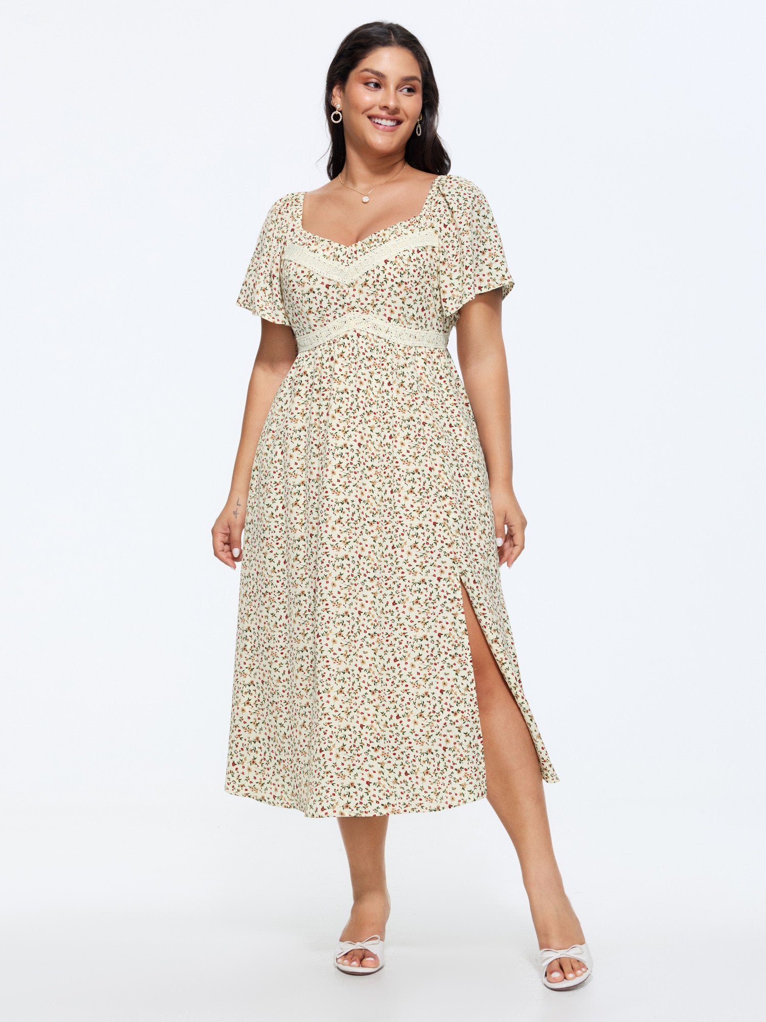 Ditsy Floral Print Sweetheart Lace Neckline Midi Dress