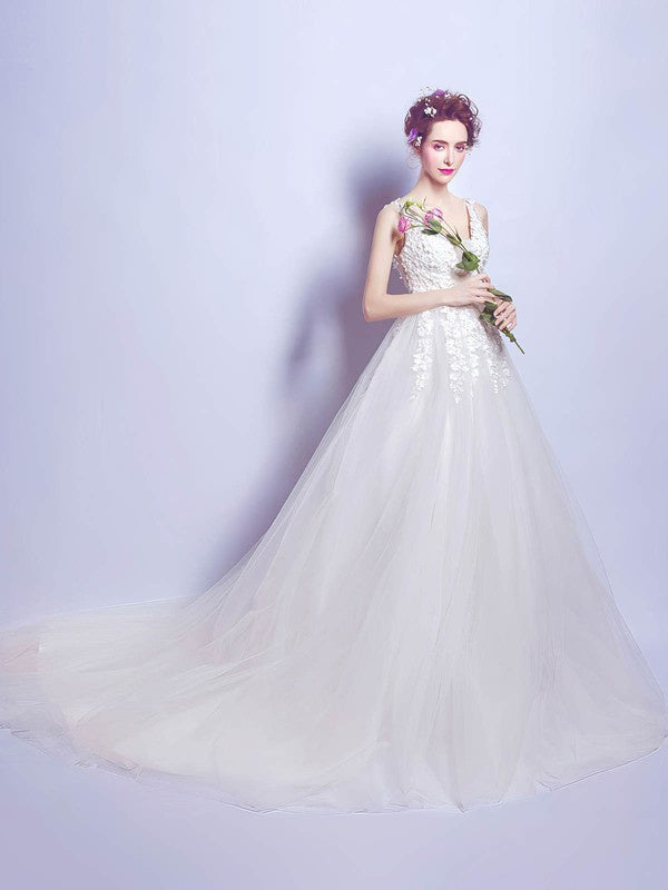 Exquisite V-Neck Tulle Sleeveless A-Line Chapel Train Wedding Dresses with Appliques