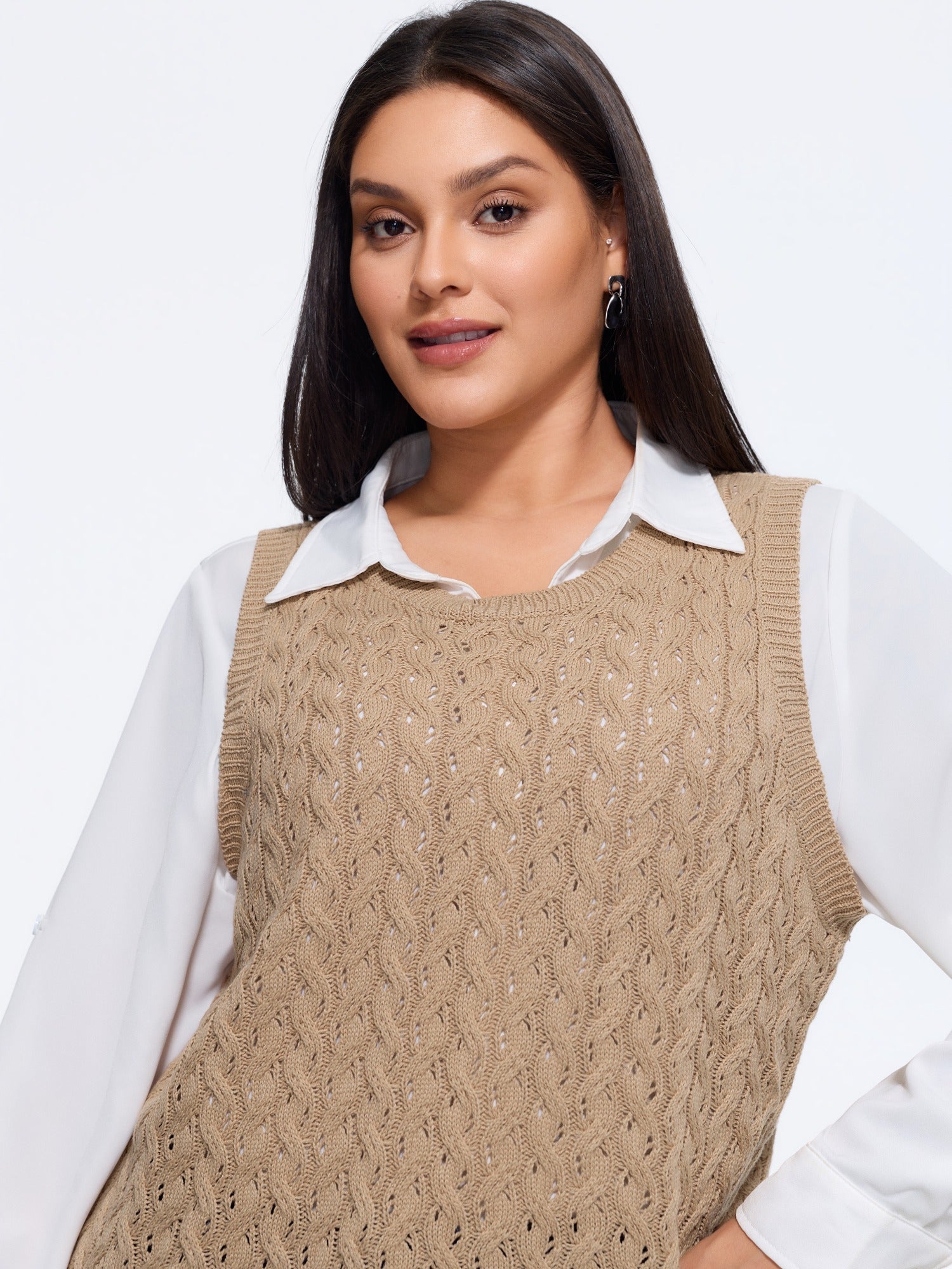Crew Neck Hollow‑Out Cable Knit Sweater Vest