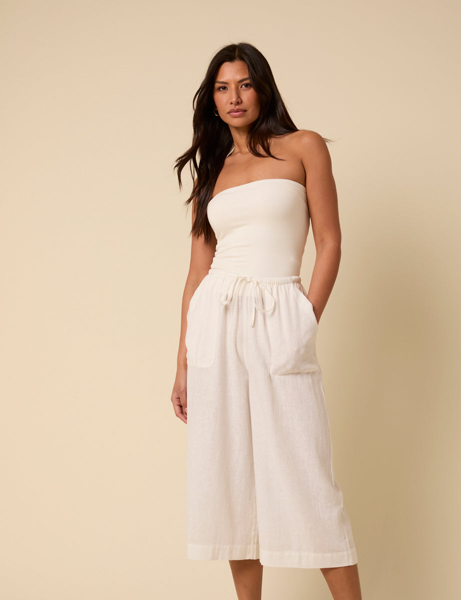 White Linen-Rich Cropped Trousers