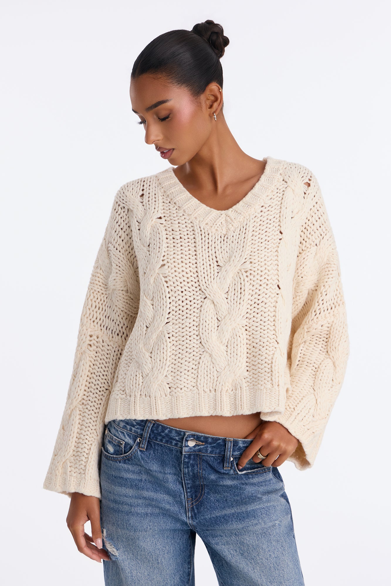 Nola Relaxed Cable Knit Sweater - Cream