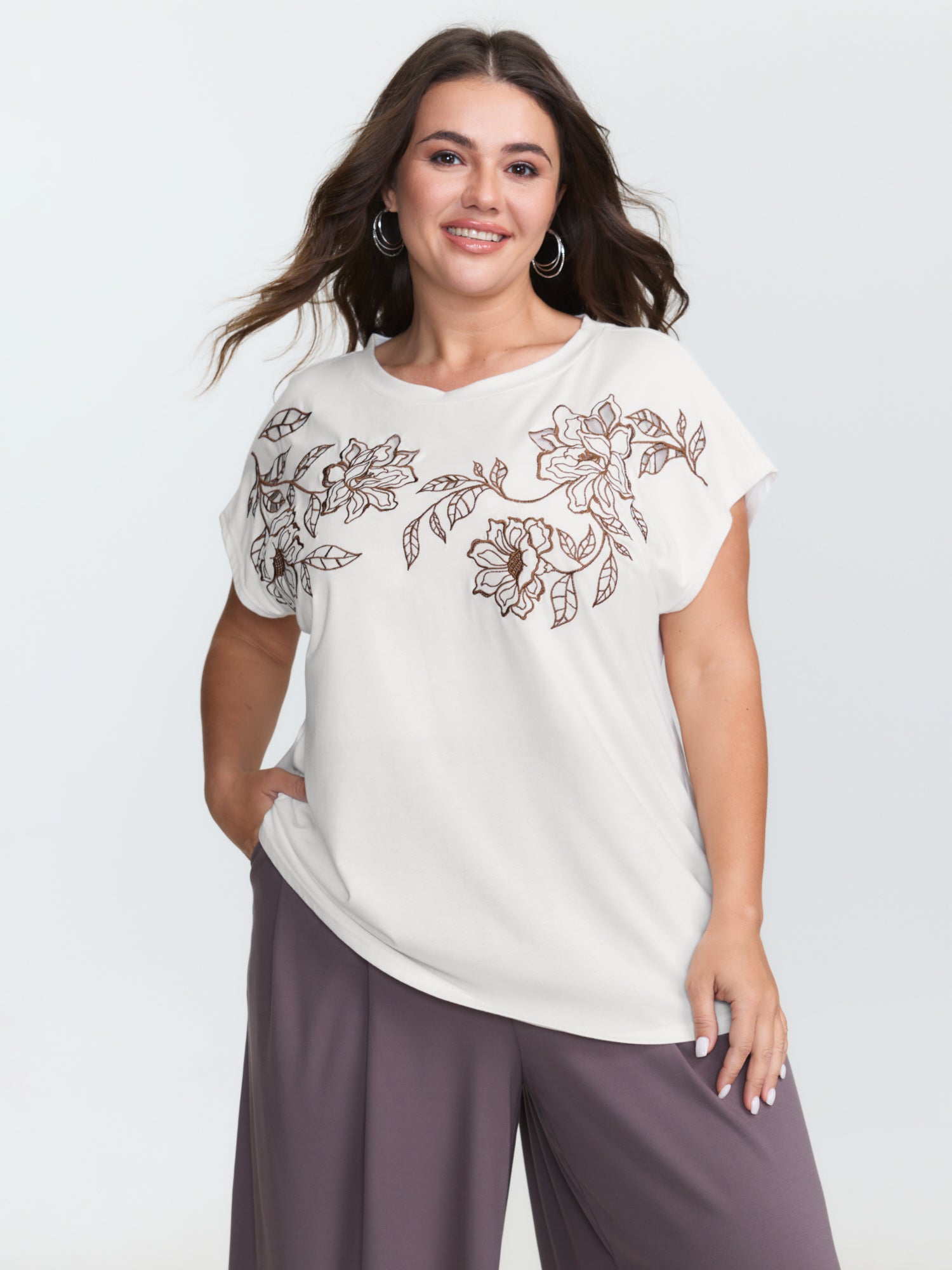 Floral Cut-Out Embroidery T-Shirt