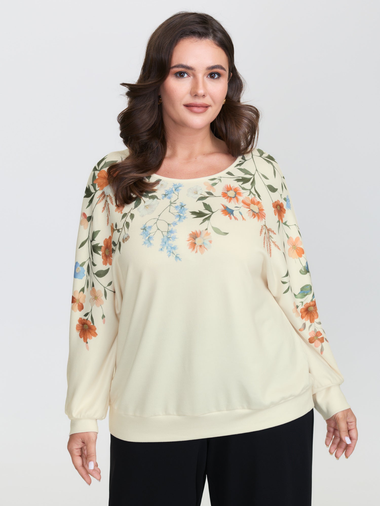 Floral Embroidery Cozy Stretchy Hem T-Shirt