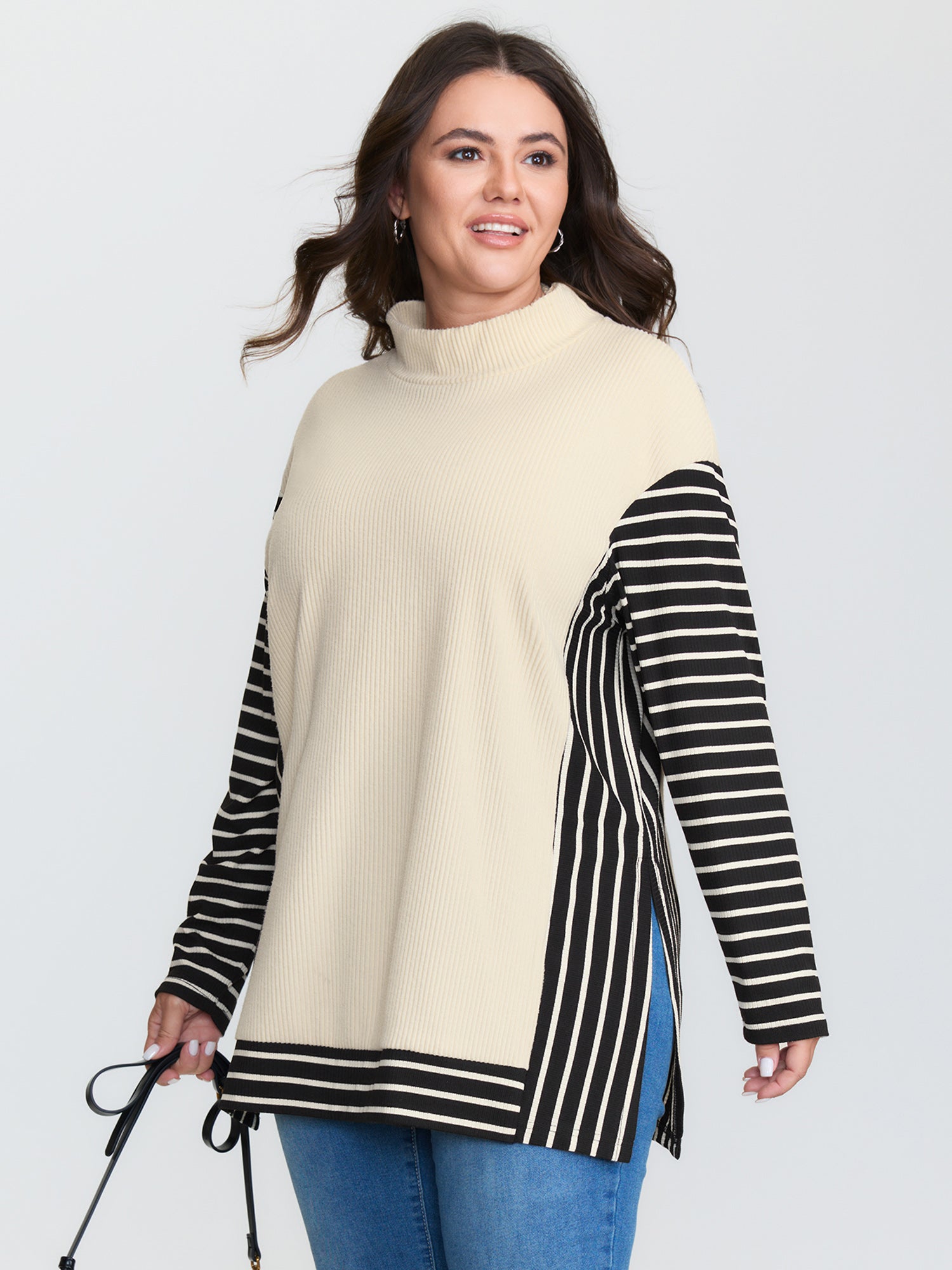 Striped Color Contrast Mockneck T-Shirt