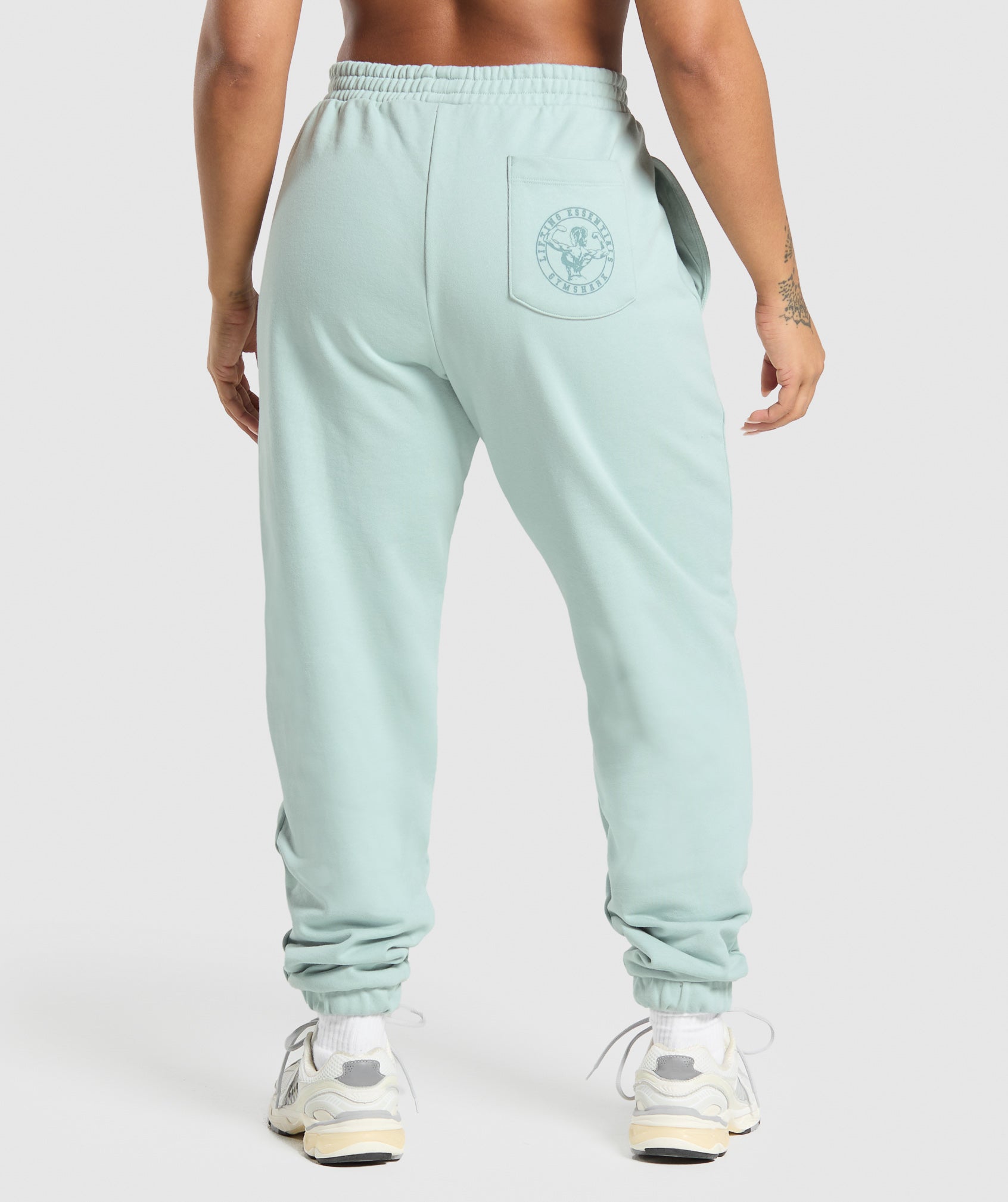 Gymshark Back Gains Graphic Joggers - Morning Blue