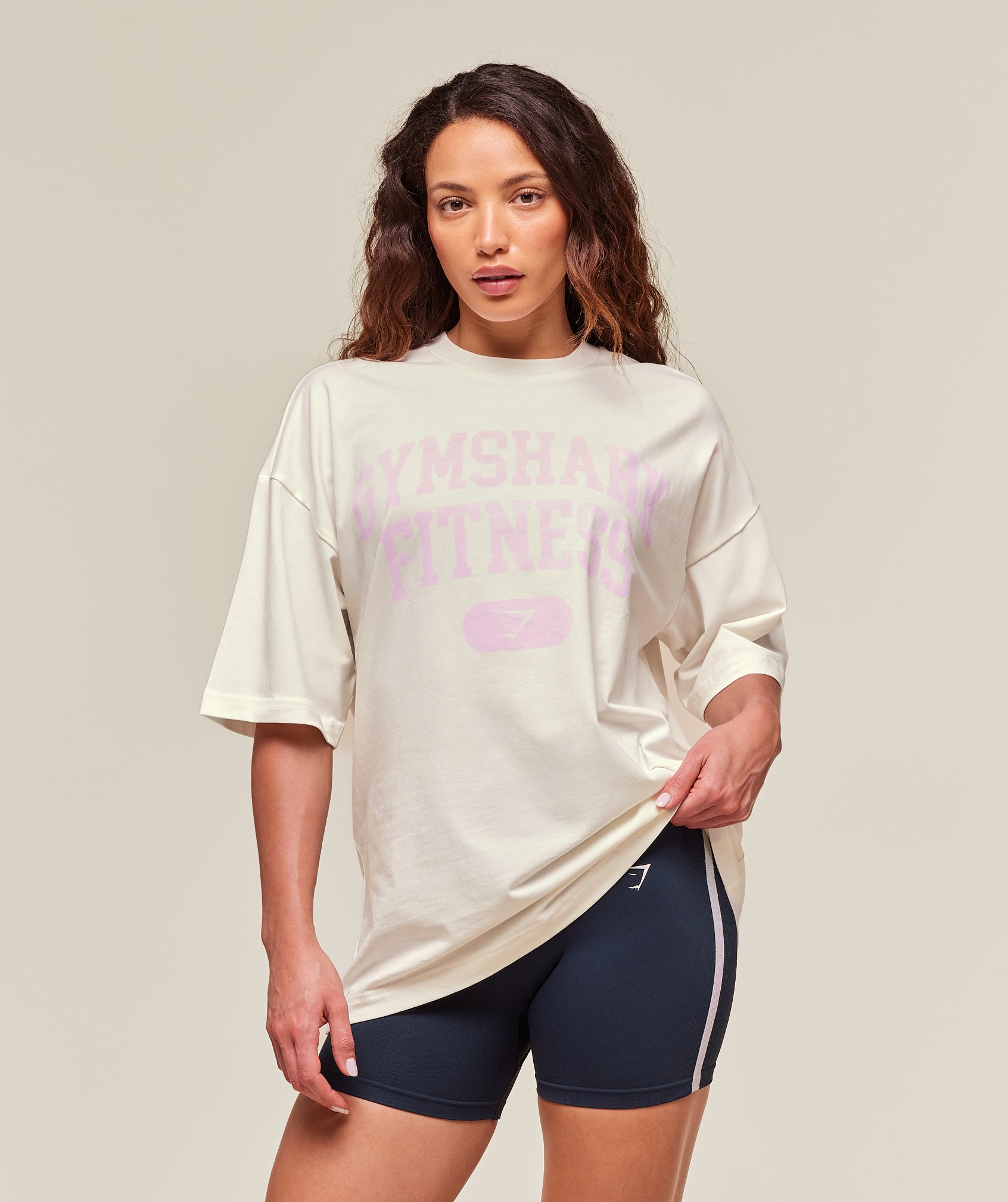 Gymshark Varsity Graphic Oversized T-shirt - Soft White