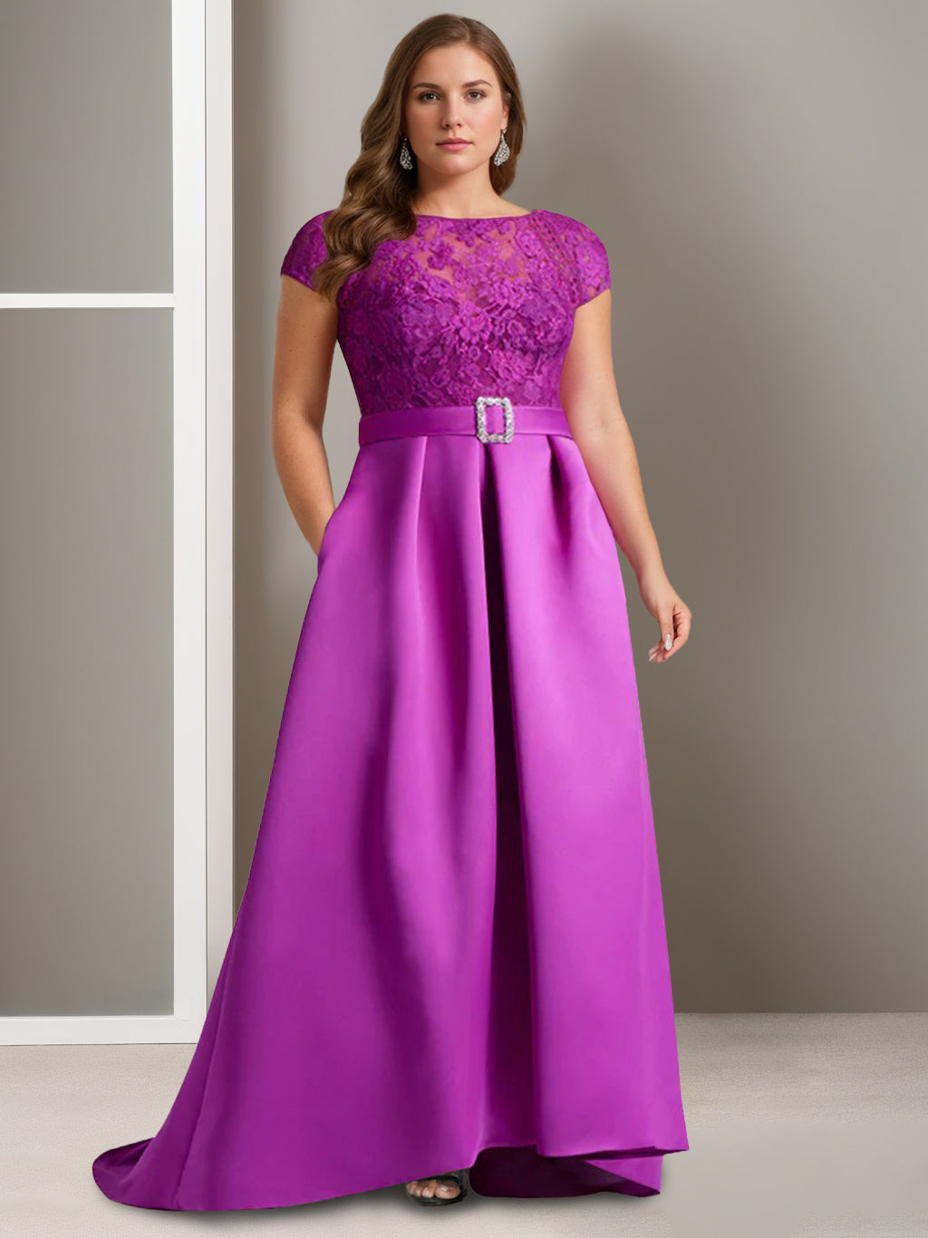 Plus Size Asymmetrical A-Line Princess Scoop Neck Mother of the Bride Dress with Appliques and Short Sleeves