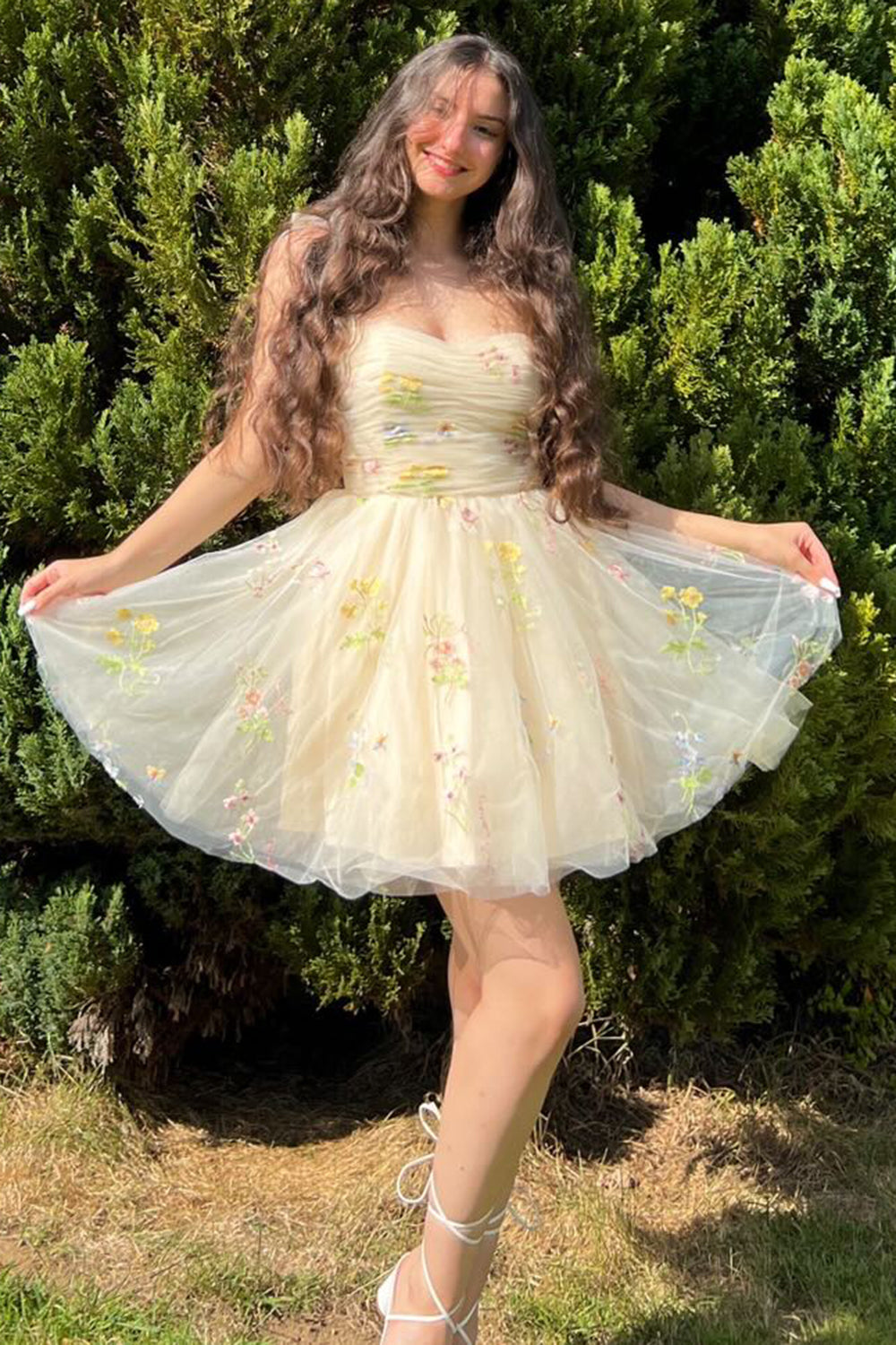 Champagne A-Line Embroidery Short Homecoming Dress/Mini Dress